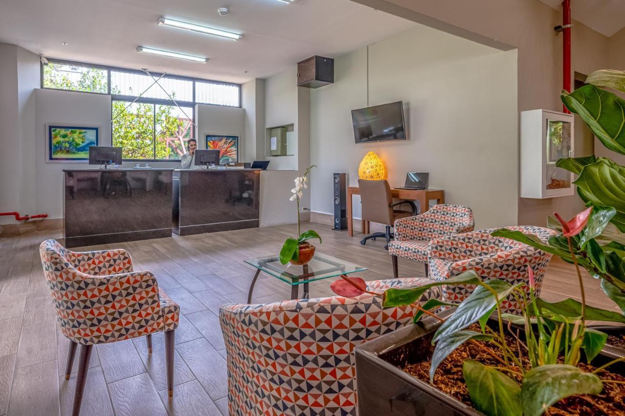 Irazu Hotel & Studios San José Extérieur photo