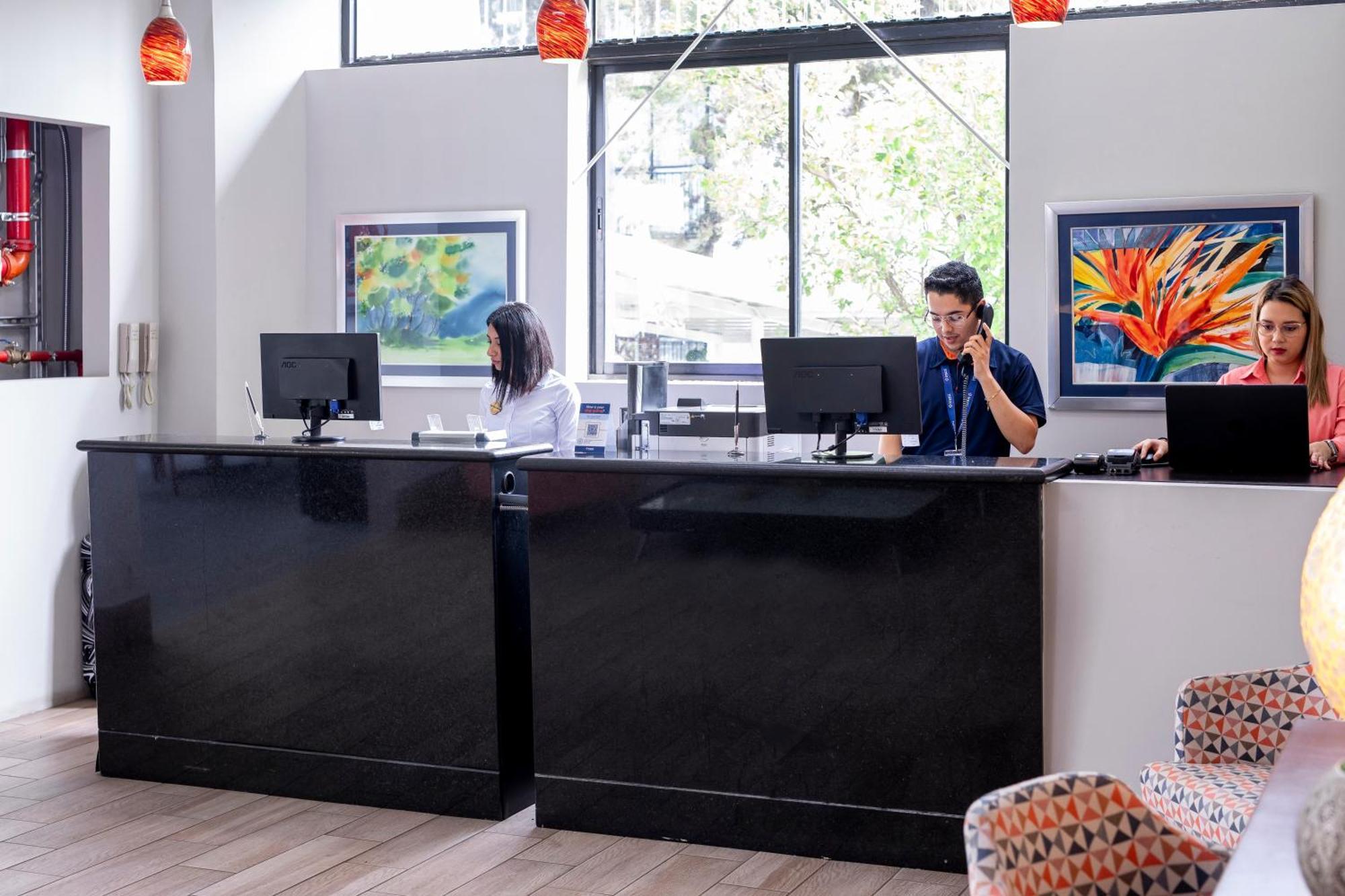Irazu Hotel & Studios San José Extérieur photo