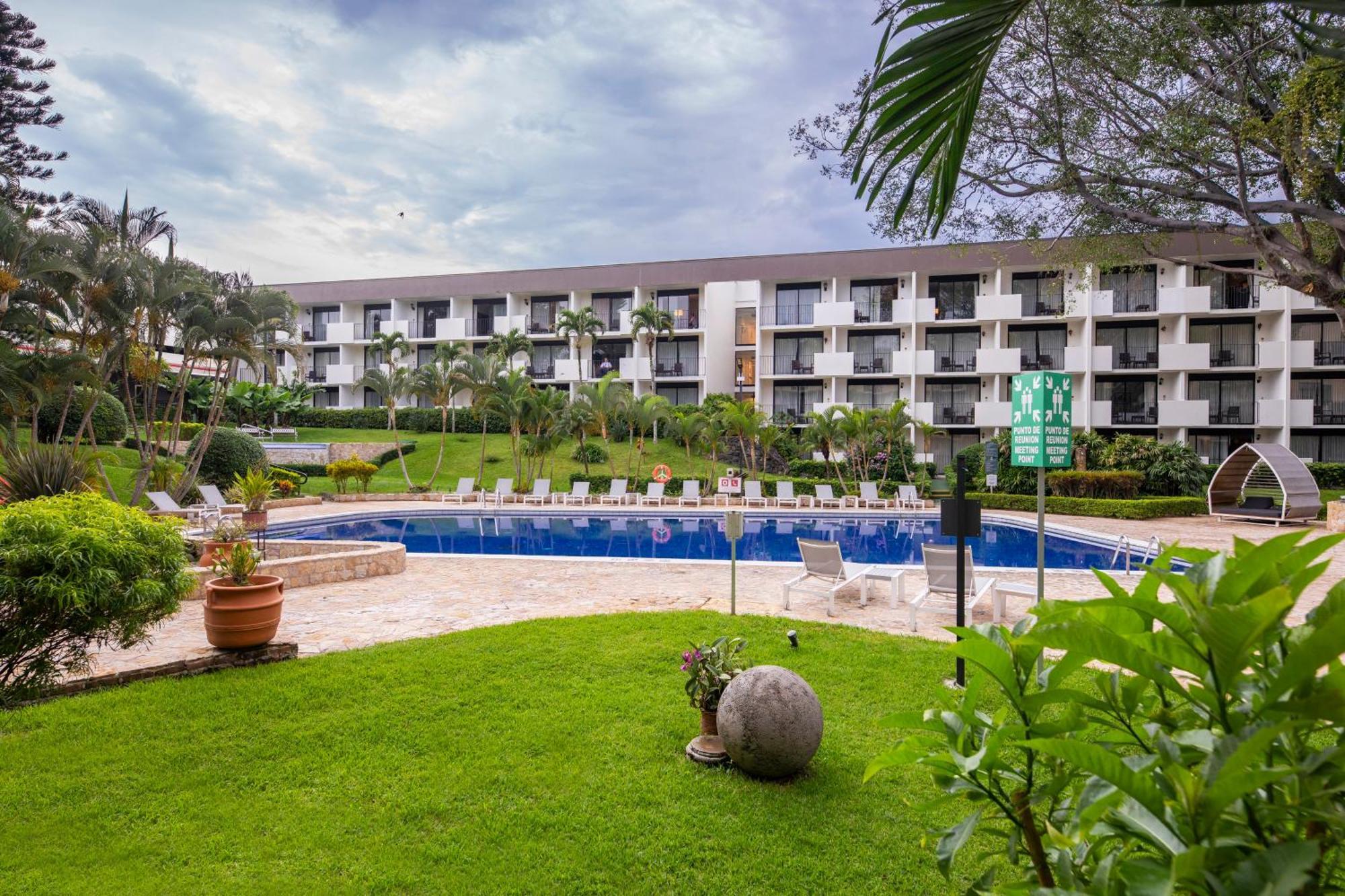 Irazu Hotel & Studios San José Extérieur photo